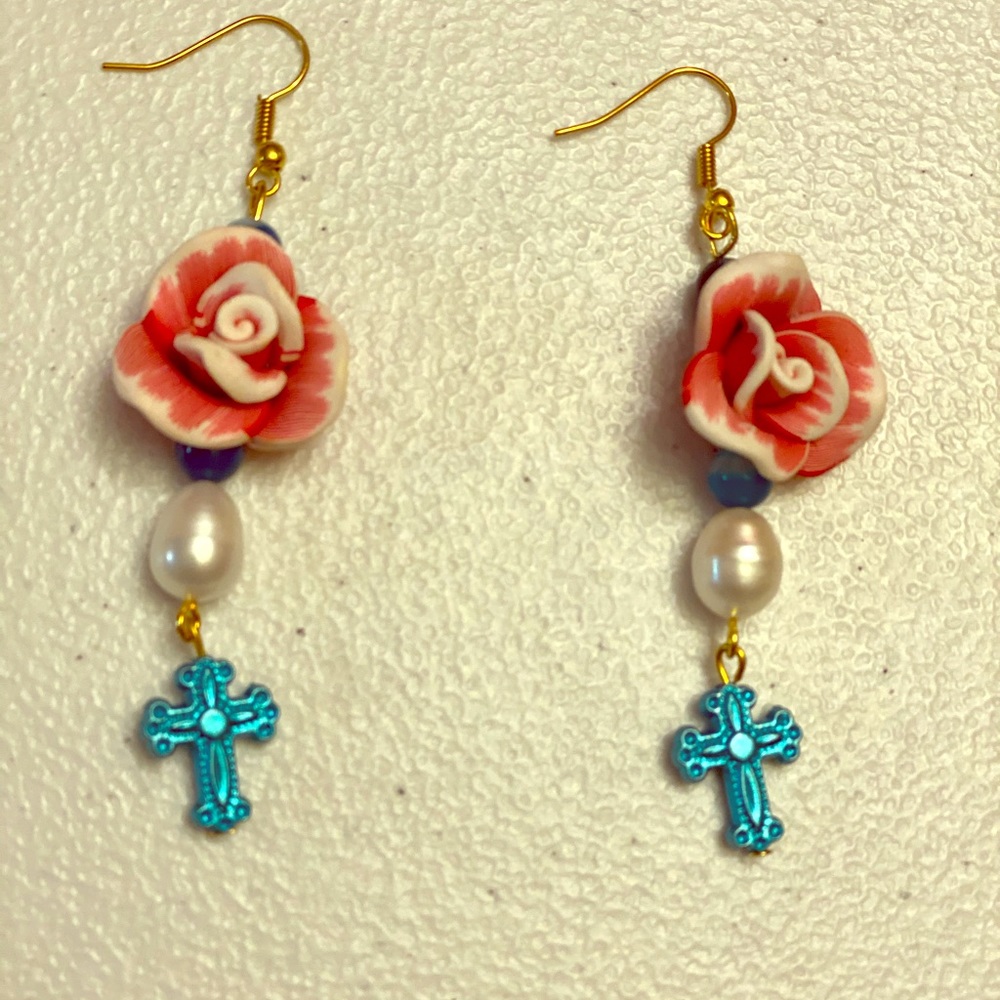 Red Rose Patriotic Theme Earrings